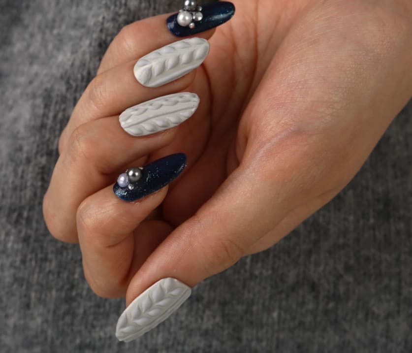 Sweater Nail Art with N.O.Q. Gelly Queen 3-D Gel