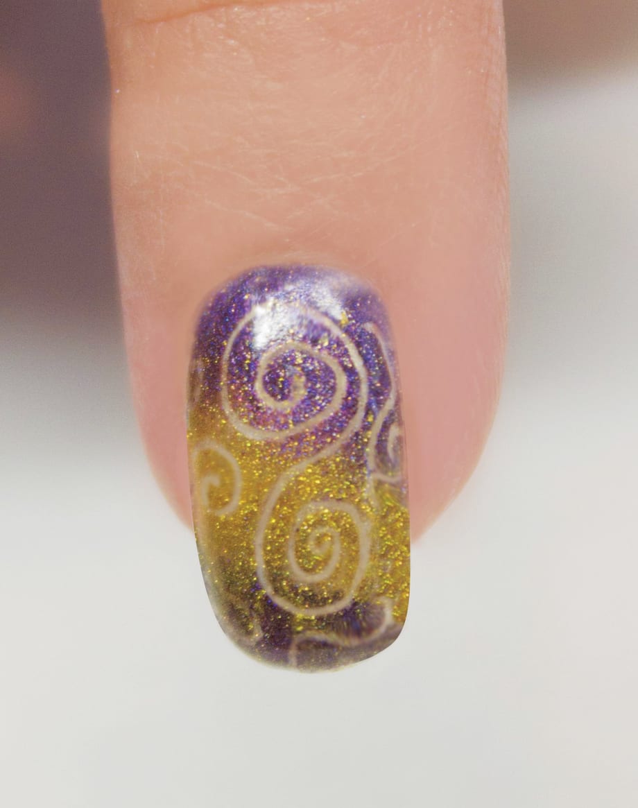 Young Nails ManiQ with Pigments