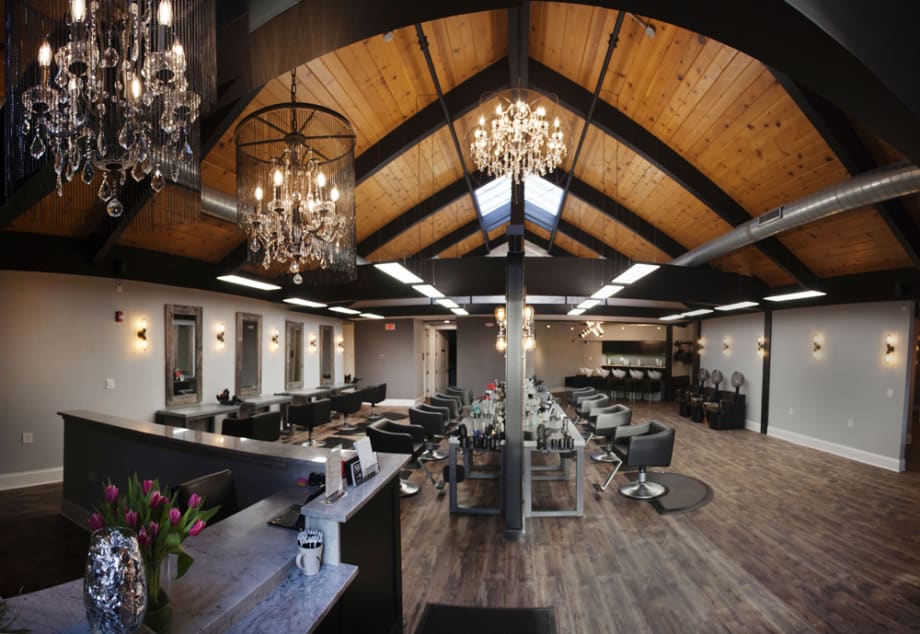 Salons of the Year 2016: Niki Moon Salon