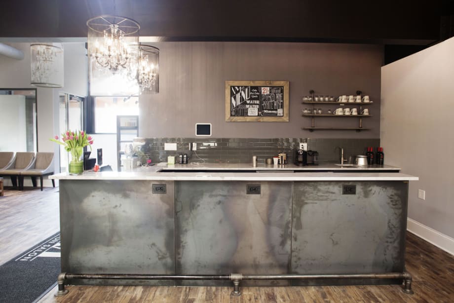 Salons of the Year 2016: Niki Moon Salon