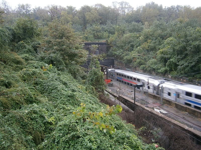 Hudson River rail tunnels have up to 20 years left, Amtrak says