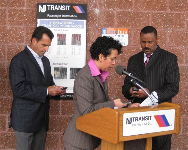 NJ Transit launches state’s first ‘My Bus’ sign