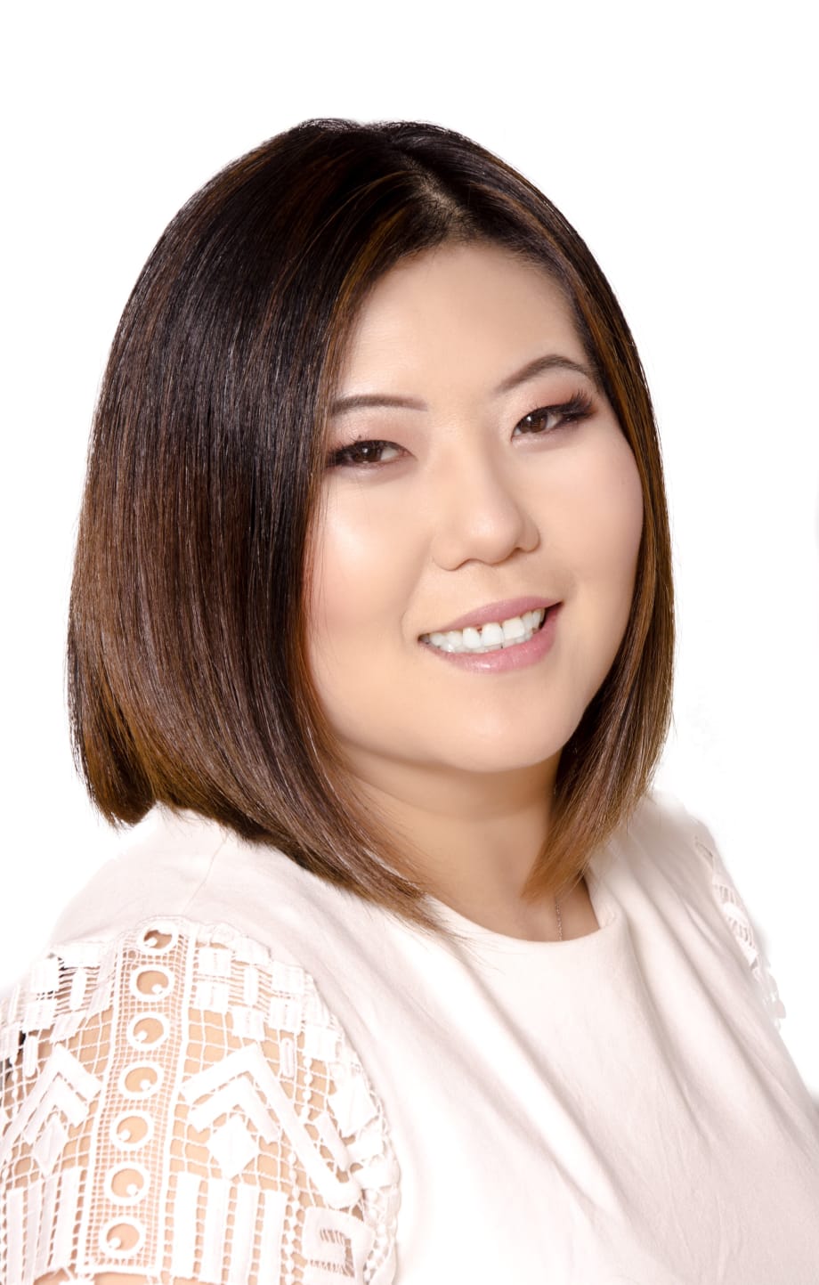 NovaLash Names New and Returning Brand Ambassadors