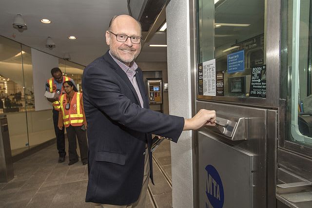 NY MTA Chairman Lhota resigns