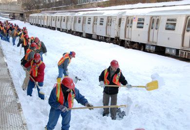 N.Y. MTA inspector general to probe snowstorm response