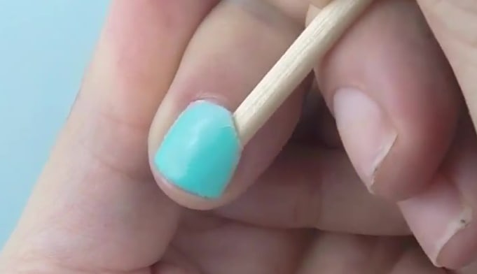 How to Remove Gel-Polish Using Nailebrity's Take2 Base Coat Film