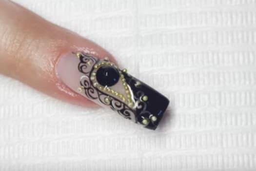Passion Baroque Ornaments Nail Design