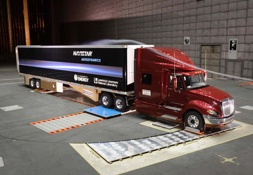 Navistar Joins Effort to Develop Aerodynamic Devices