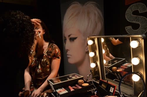 Pop-Up Beauty