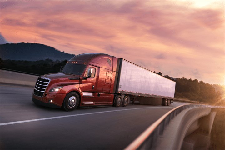 Freightliner Unveils Driver-Focused Updates to Cascadia