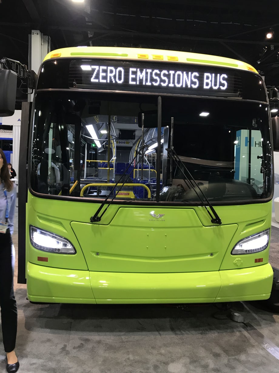 New Flyer unveils 'Xcelsior CHARGE' electric transit bus 
