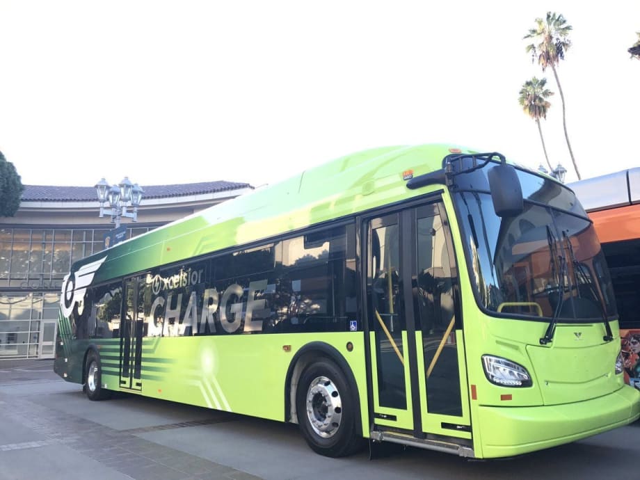 Ore.'s Lane Transit orders 11 New Flyer CHARGE battery-electric buses