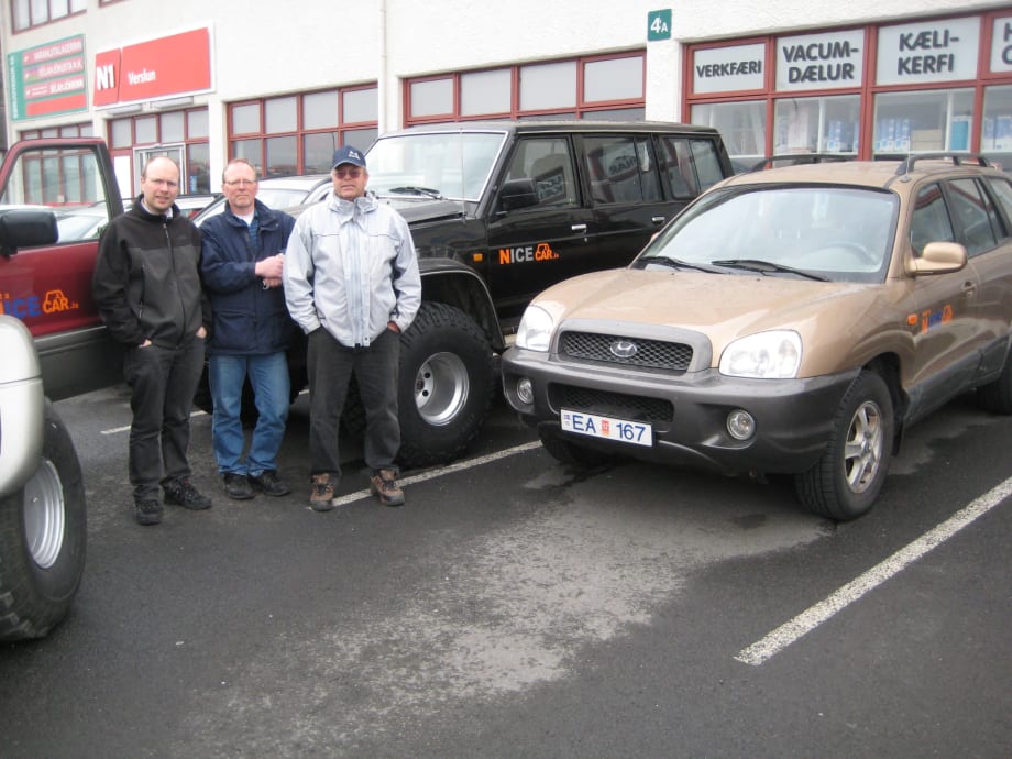 <i>Global Snapshot:</i> Iceland Car Rental Company Faces Seasonal Challenges