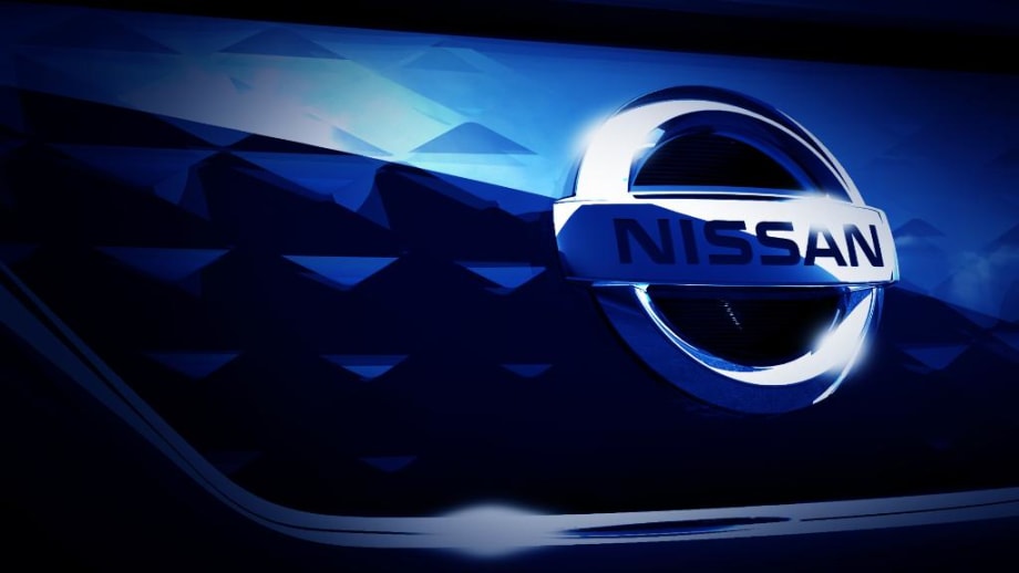 Nissan Shows Next-Gen Leaf's Grille