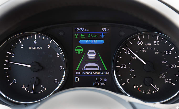 Nissan's 2018 Rogue Adds Semi-Autonomous Driving Tech