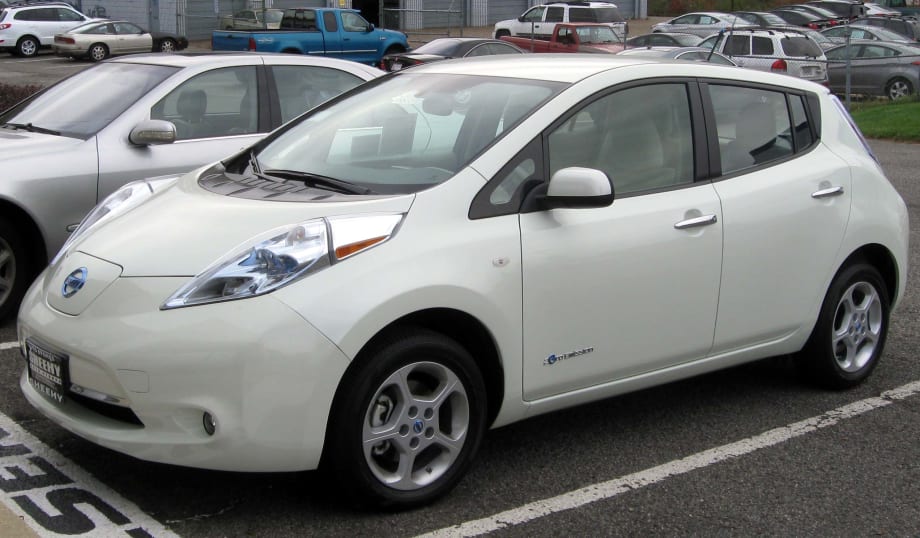 Avis Adds 400 Nissan LEAFs to Denmark Fleet
