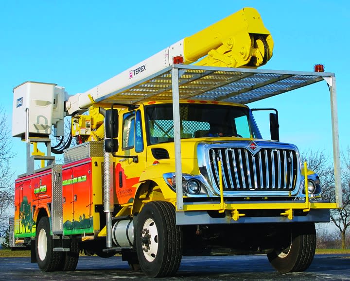 The Latest Developments in Hybrid-Electric Medium-Duty Trucks