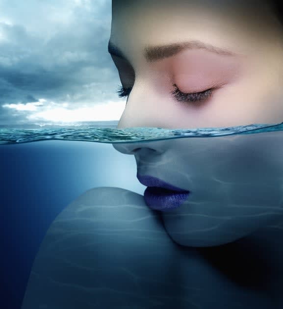 Are You an Aquaholic? Don’t Go Overboard When Drinking Water