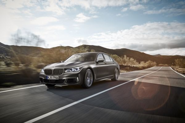 BMW Recalls M760Li xDrive Sedans for Oil Leaks