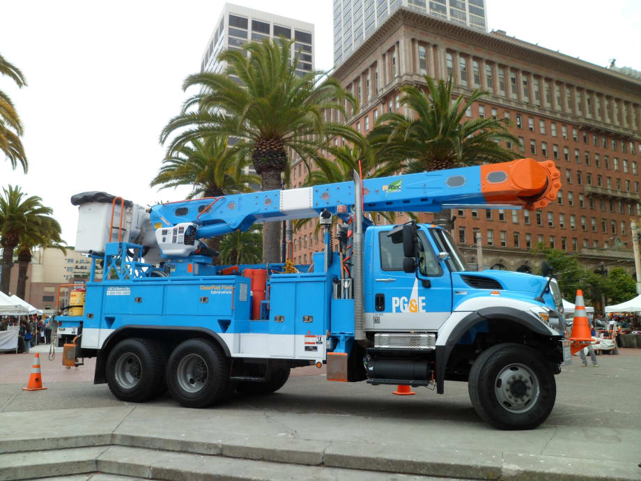 Utilities Urged to Double EV Investment