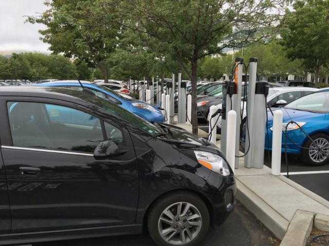 PG&E Bolsters Employee Electric Vehicle Adoption
