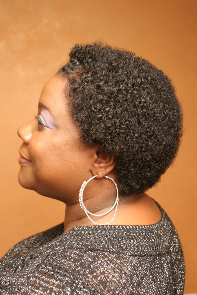 Solo Artist Sabrina Davis - Queen of Roots