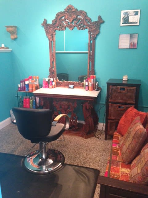 The Happy Hairdresser