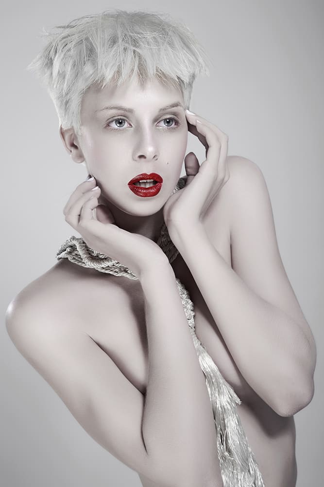 6 Fashionable Ways to Wear Icy White Hair Color