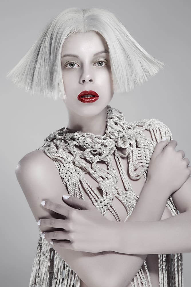 6 Fashionable Ways to Wear Icy White Hair Color