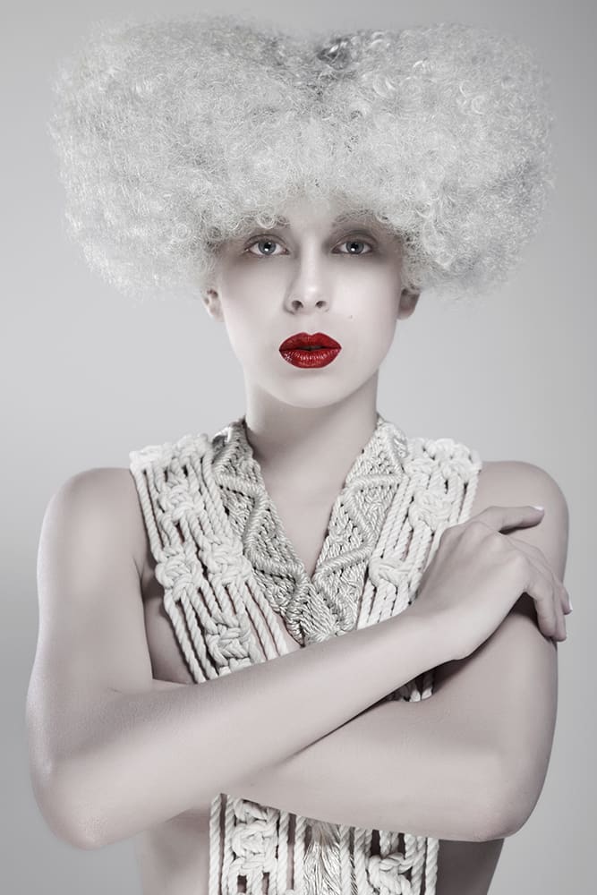 6 Fashionable Ways to Wear Icy White Hair Color