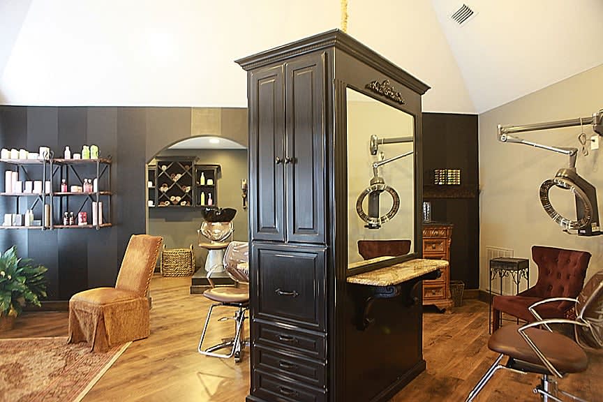 Paradigm Salon