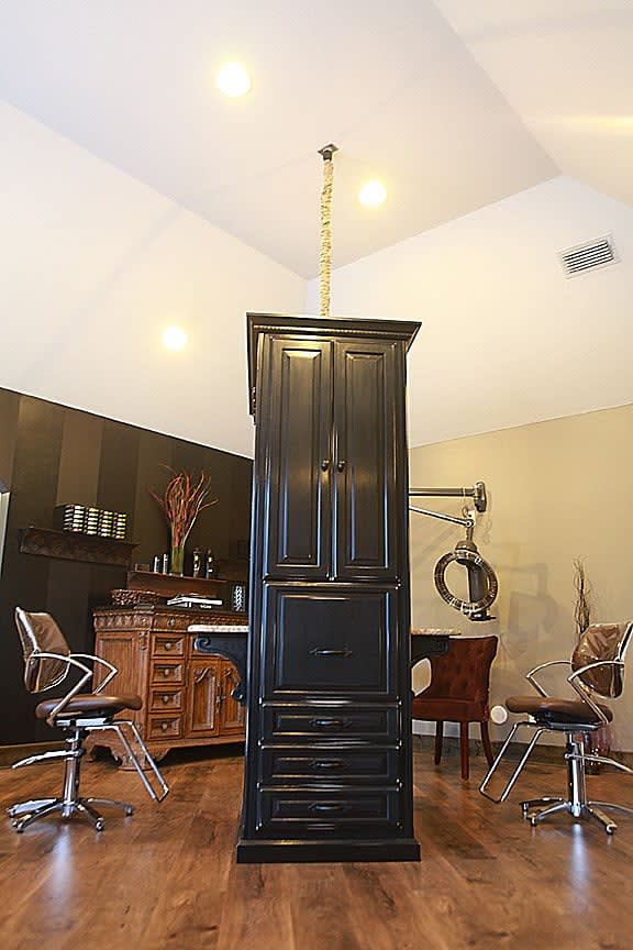 Paradigm Salon