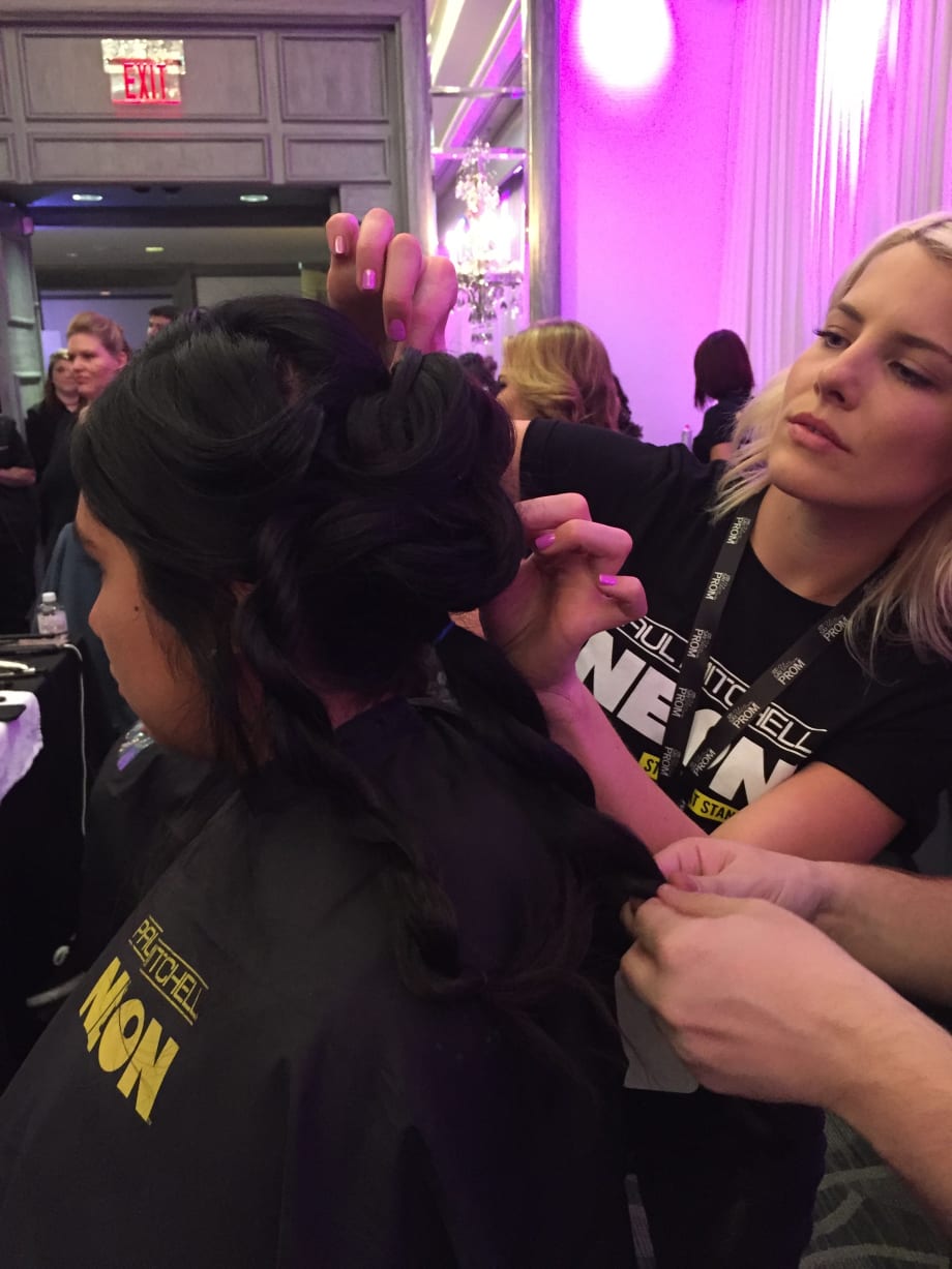 Paul Mitchell Future Professionals Prepare Students for the Prom with Makeovers and Mentoring