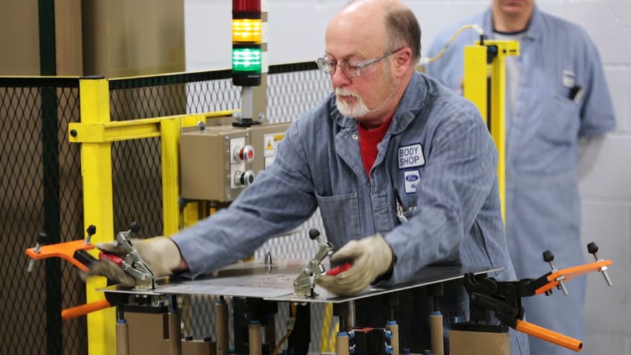 Ford Trains 8,000 on Aluminum F-150 Production