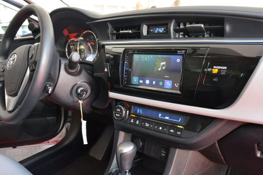 Pioneer Launches Five Affordable Multimedia Receivers