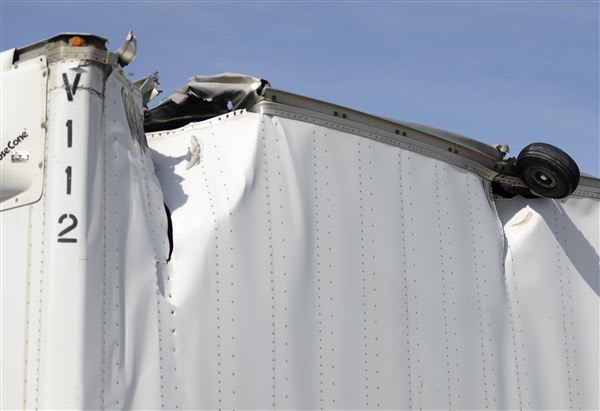 Airplane Hits Trailer in 'Amazing' Encounter