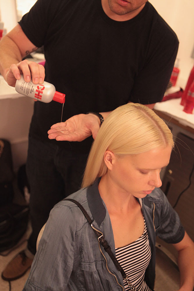 FASHION WEEK: Low LOW Ponytails at Elizabeth and James