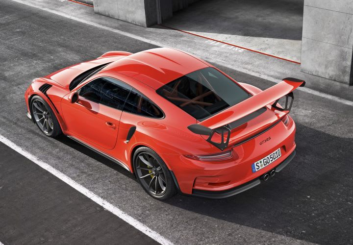 Porsche Becomes First OEM to Use Magnesium Body Panel
