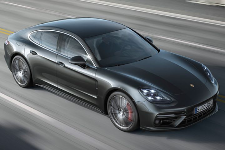 Porsche to Bring 2017 Panamera Sedans to L.A.