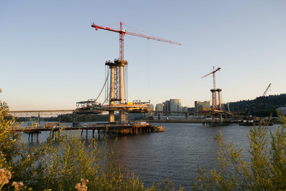 TriMet to open naming of light rail bridge to public