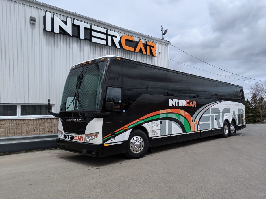 Quebec's Intercar adds 4 Prevost H3-45s