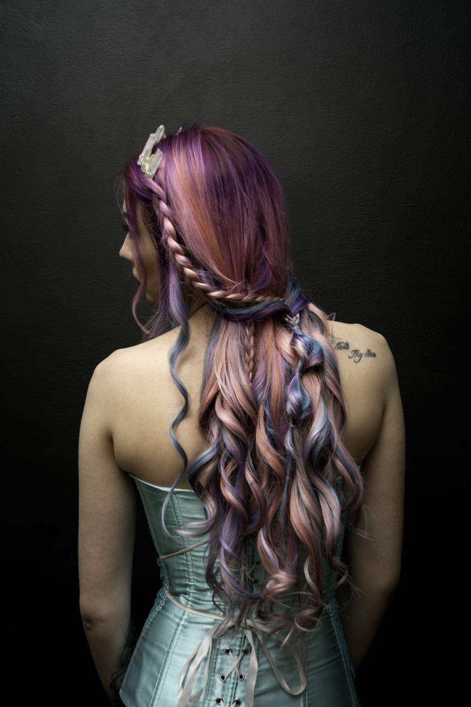 Multi-Color Ribbon Effect
