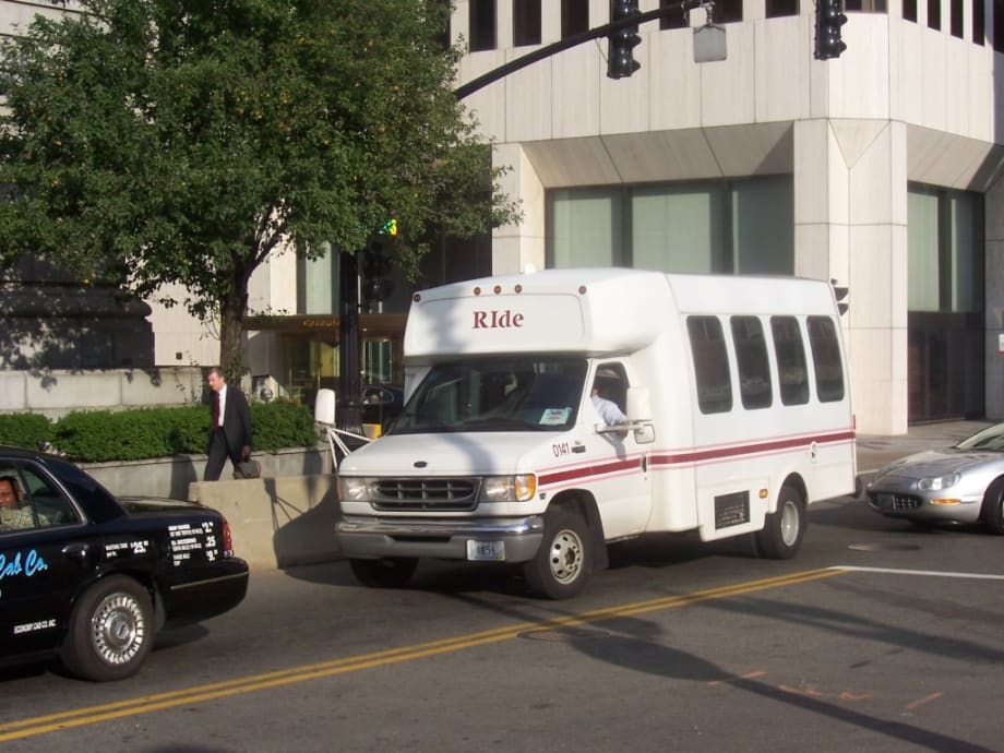 RIPTA adds paratransit software system