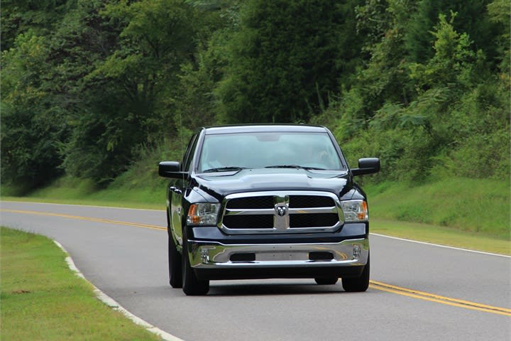Chrysler Recalling 5,663 2013-MY Vehicles