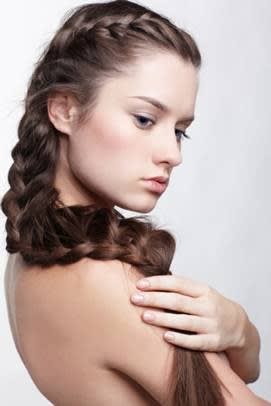 5 Stylish Ways To Wear a Braid