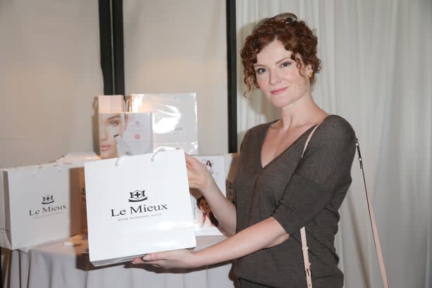 Le Mieux Skin Perfecter Makes its Hollywood Debut at EXTRA’s "Weekend of Lounge"