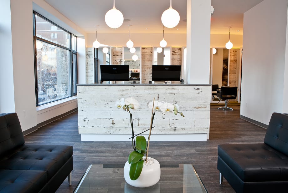 Salon Tour: SalonCapri