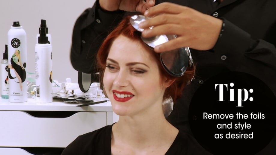 HOW-TO: Create Retro and Wavy Pin Curls in 7-10 Seconds