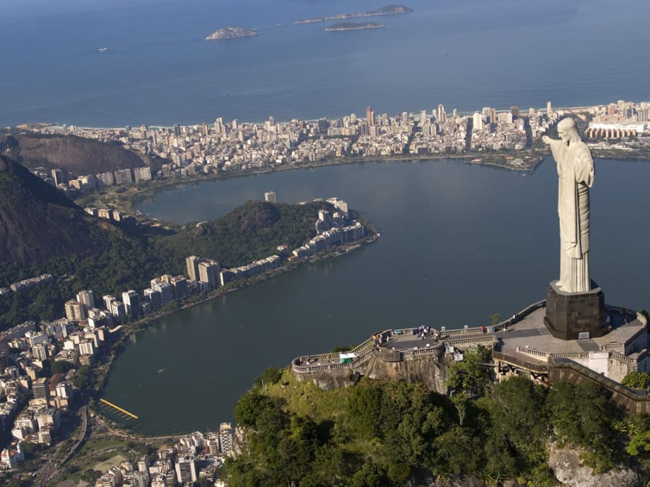 Worries mount over public transport for World Cup