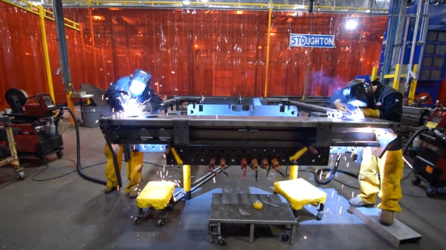 Stoughton Trailers Installs Clean Air System in Manufacturing Facility